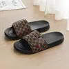 Nuevos Estilos de Pantuflas para Hombre 2025, Sandalias Transfronterizas para Uso en Exteriores, Pantuflas Coreanas de Interior Talla Grande para el Hogar