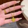 Tienda de oro Puzuo con accesorios de oro DIY, collar con colgante de cruz de diamantes completos, vajra, cadena para clavícula de lujo ligero que combina con todo