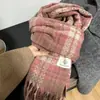 Bufanda de Cuadros Atmosférica Coreana para Mujer Heattech Rosa Seco Rosa Blanco Suave con Borlas Chal Bufanda Moderno y Versátil