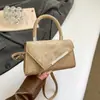 Bolsa Feminina Pequena Azul 2026 Nova Tendência Versátil Bolsa Transversal Popular Este Ano Bolsa de Ombro de Alto Valor Bolsa Quadrada Pequena
