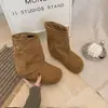 Botas falda mujer sueltas estilo mujer nuevas botas de media pantorrilla Lade 2026 plisadas retro otoño invierno apiladas bonitas