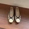 Primeiro Encontro Temporada Sapato de Salto Alto de Veludo com Laço Sapatilha de Ballet Sapatos Femininos 2026 Outono Versátil Solado Macio Sapatos para o Dia a Dia