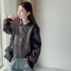 Conjunto de Duas Peças Cool para Meninas Primavera e Outono Jaqueta de Couro Curta Retrô 2026 Nova Estrela Jeans de Perna Larga Crianças Grandes