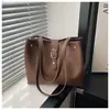 Bolso Cubo Grande de Invierno Nuevo de Moda Simple Versátil Bolso de Compras de Moda Bolso de Hombro Tote Venta al por Mayor