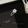 Pinza para el Cabello Pequeña de Flor de Perla para Mujer 2026 Nuevo Clip Lateral de Gama Alta Pasador Clip para Flequillo Dulce Accesorio para el Cabello de la Frente