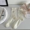 Calcetines Calcetines de Tubo Medio Finos de Primavera y Verano para Mujer Calcetines Antibacterianos Calados Calcetines Bordados con Lazo Calcetines para Mujer que Combinan con Todo Lote de Zhuji