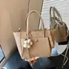 Bolso de mano de moda de comercio exterior con estampado de lichi, nuevo bolso tote retro elegante, bolso de hombro de gran capacidad, bolso cruzado