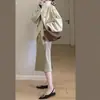 2026 Nueva Moda de Primavera Gabardina Corta de Doble Botón Estilo Francés para Mujeres Petites, Moderna Este Año