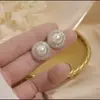 Pendientes de Perla Estilo Coreano Francés Elegante con Cierre de Plata 925 Pendientes de Gama Alta Corazón Flor Pendientes Versátiles para Mujer Venta al por Mayor