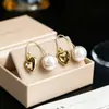 Pendientes de Perla de Lujo Ligero para Mujer, Pendientes de Mariposa de Diseño Francés, Pendientes Exquisitos, Dulces, Modernos y Versátiles al por Mayor