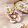 Broche Elegante de Borboleta de Alta Qualidade Dongdaemun Pin Feminino de Alta Qualidade 2024 Nova Moda Acessórios de Corsage de Design Nicho