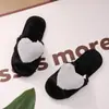 Suministro Directo Transfronterizo de Pantuflas de Algodón con Forma de Corazón Grande y Dedos Abiertos para Uso Doméstico en Interiores, Pantuflas Peludas de Primavera y Otoño, Personalización en Lotes Pequeños y Dropshipping