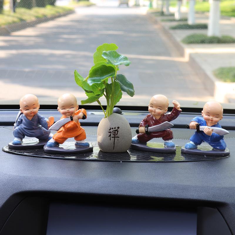 舞刀和尚+ 荷叶禅