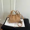 Bolso Cubo de Gran Capacidad para Mujer 2026 Nuevo Otoño Exquisito Popular para el Trabajo Bolso de Hombro Único Sensación de Alta Gama Bolso Cruzado