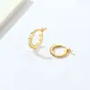 Pendientes de Color Oro 18K Chapados en Cobre de Venta Caliente Transfronterizos con Anillo de Oreja de Circonita Pendientes Exquisitos de Moda Minimalistas Versátiles