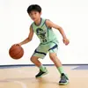 Conjunto de jersey de basquete infantil de marca OEM, tecido de malha para o verão, roupa esportiva respirável para treinamento, personalização de equipe