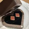 Buqi Lati Pendientes Mini Pequeños Cepillados Italianos Blanco Natural Flor de Fritilario Trébol de Cuatro Hojas Pendientes Estilo Corte Vintage