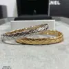 Pulseira Matelassê Estilo Chanel para Mulheres, Pulseira de Malha Lisa Cocov Banhada a Ouro 18K, Estilo Luxo Leve, Substituição por Descoloração Incluída