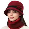 Sombreros para mujeres de mediana edad y ancianas otoño e invierno piel de conejo tejido de ala ancha a prueba de frío sombrero de punto señora mayor abuela más terciopelo cálido lana