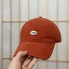 Novo Boné de Baseball Bordado com Letras Estilo Coreano Feminino Versátil para Cabeça Grande Boné Bico de Pato Aba Larga Faz o Rosto Parecer Menor Chapéu