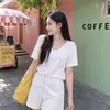 Camiseta Blanca Suelta de Manga Corta para Mujer, Cuello en V, Estilo Verano, Escote Corazón, Cuello Amplio, Top Holgado y Cómodo Estilo Perezoso