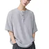 Camiseta Henley de Manga Corta para Hombre con Cuello Henley Texturizado, Estilo Dinero Antiguo, Comercio Exterior Transfronterizo, Verano 2026, Casual, Holgada, Camisa de Media Manga para Pareja