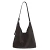 Bolsa Tote Retrô de Grande Capacidade para Mulheres 2025 Inverno Nova Bolsa de Ombro Único Transversal Simples e Estilo Ocidental de Alta Qualidade