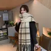 Cachecol de Inverno Estilo Coreano para Mulheres 2024 Lã Mohair Espessado Quente Moda Versátil Xadrez Franja Cachecol Atmosférico