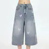 Nuevos jeans de verano de tiro alto lavados de pierna ancha holgados de corte slim finos 2026 con bordado de mariposa cropped para mujer