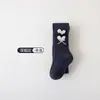 Leggings para niña de algodón peinado con estampado de corazones, colección otoño e invierno 2026, mallas lisas dulces para niña, disponibles para venta al por mayor con envío gratis