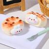 Gato de Desenho Animado Sobremesa Resina Pequenos Acessórios Pão de Simulação Mini Loja de Panificação Brinquedo Alimentar Enfeites DIY Grampo de Cabelo Fivela de Sapato