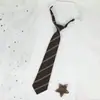 Corbata de moño para hombre Corbata de moño para mujer Floral Versátil JK Uniforme japonés Sin banda elástica Material escolar Jardín de infantes Rayado Estilo Campus