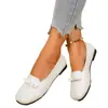 Zapatos de cuero de estilo británico de suela plana retro, mocasines plegables sin cordones para mujer, cómodos en colores negro y blanquecino