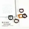 Venta al por mayor de fábrica Soporte para anillo de gato lindo de sándalo natural Lanyard para teléfono Cadena de teléfono corta exquisita Charm