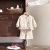 Roupa para Bebê Conjunto de Primavera para Meninas, Novo Conjunto de Três Peças Estilo Coreano para Bebês Meninas de Um Ano, Conjunto de Primavera da Moda