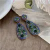 Brincos pingente de gota d'água cravejados de diamantes estilo europeu e americano, luxo leve, moda de alta qualidade, brincos exagerados com um design único, acessórios de ouvido de nicho e requintados