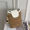 Bolsa de ombro versátil de moda transfronteiriça, bolsa de mão retrô europeia e americana para mulheres, versão coreana, bolsa tiracolo da moda ins para o dia a dia