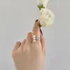 Anillo Nuevo de Plata de Ley S925 para Mujer con Perlas de Cuentas Flor de Hielo 7*7 Corte Zirconia Anillo Abierto Ajustable