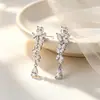 Novos Brincos Florais com Franjas Atacado de Fábrica Estilo Ins Design de Nicho Brincos de Flor de Videira com Strass Luxo Leve Atacado