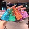 Nuevo Bolso de Playa EVA con Agujeros Transfronterizo Llavero Moda Europea y Americana Cesta para la Orilla del Mar Colgante de Bolso de Silicona PVC