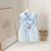 Conjunto de Shorts com Alcinha Sem Manga Estampa de Coelho Fofo Fresco Novo de Verão para Meninas com Gola Azul Marinho e Orelhas de Coelho