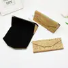 Estuche Nuevo Modelo 2026 para Gafas de Sol para Miopía con Impresión de Logo, Estuche para Gafas al por Mayor del Fabricante, Estuche Plegable Triangular de Corcho para Gafas