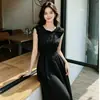 Vestido de Verano Francés Elegante con Cuello de Volantes Plisados de Alta Gama Adelgazante Color Sólido Súper de Hada Vacaciones Línea A Largo