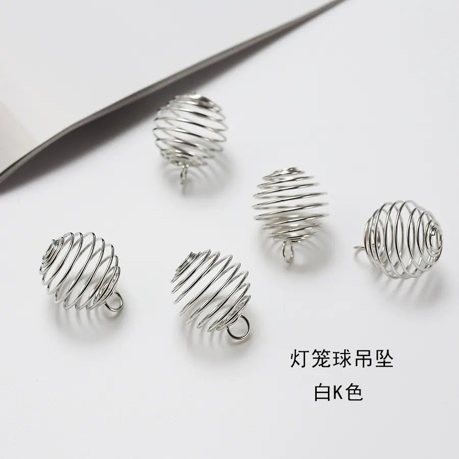 白K色