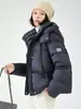 Marca da Moda 90 Penugem de Pato Branco Jaqueta Curta Acolchoada com Capuz Feminina Moda Inverno 2026 Patch na Manga Jaqueta Puffer Espessa Roupa Exterior da Moda