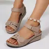 Sandalias de cuña de comercio exterior europeas y americanas para mujer, nuevo estilo de verano 2025, plataforma, suela gruesa, diseño recortado, talla grande, puntera abierta, sandalias romanas 43