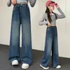 Jeans de Otoño para Niñas Conjunto de Primavera y Otoño 2026 Nuevos Pantalones de Pierna Ancha Bordados en Bolsillo para Niños Grandes Pantalones Largos Versátiles