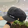 Nuevo Sombrero Octagonal Cálido con Lentejuelas de Otoño para Mujer, Gorra de Boina Británica Retro con Cinturón, Ala Ancha, Pequeño Sombrero de Pintor que Muestra la Cara