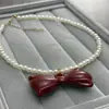 Estilo Dulce y Fresco Japonés y Coreano Ankora Lazo Rojo Colgante de Corazón Collar de Perlas Cadena para Clavícula