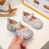 Sapatos Infantis para Meninas Respiráveis Mary Jane de Couro 2026 Inverno Outono Novos Bebê Antiderrapantes Laço Sapatos de Princesa